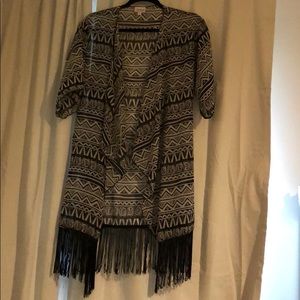 LuLaRoe Monroe kimono